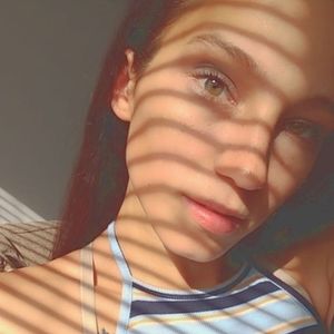 Meet your Posher, Damara